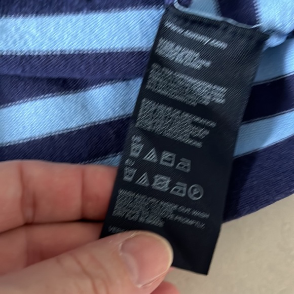 Size S Tommy Hilfiger top - Picture 3 of 5